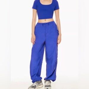 Aritzia TNA Parachute Pants